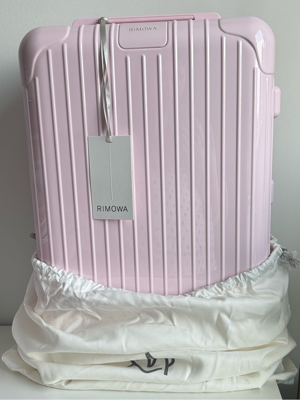 RIMOWA Ballerina Pink Essential Cabin New!